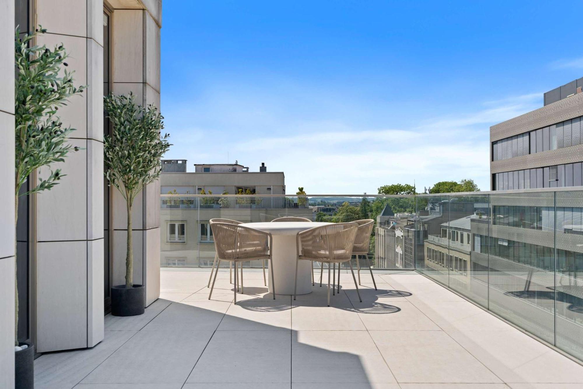 Voya Residence Zenit Royal - Luxury Apart Hotel Rooftop Views & Concierge Luksemburg Zewnętrze zdjęcie